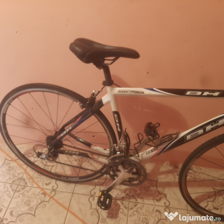 Bicicleta semicursa Carbon