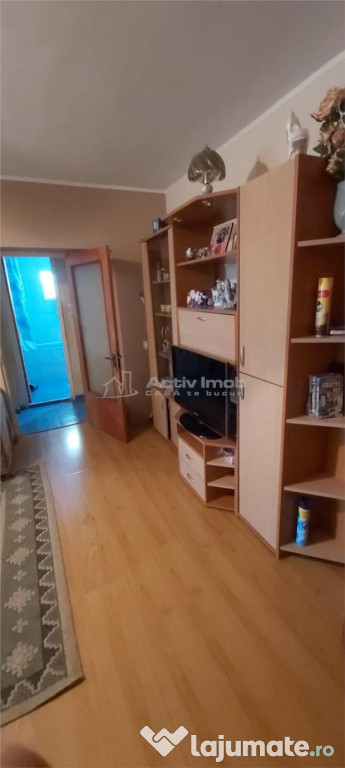 Apartament 3 camere - semidecomandat - Parc Motodrom