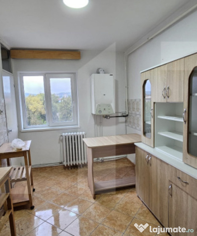 Apartament 2 camere, decomandat, 2 balcoane – Grigore Băl