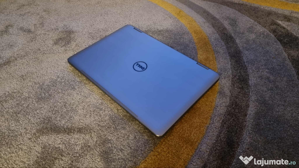Dell inspiron 17 7779