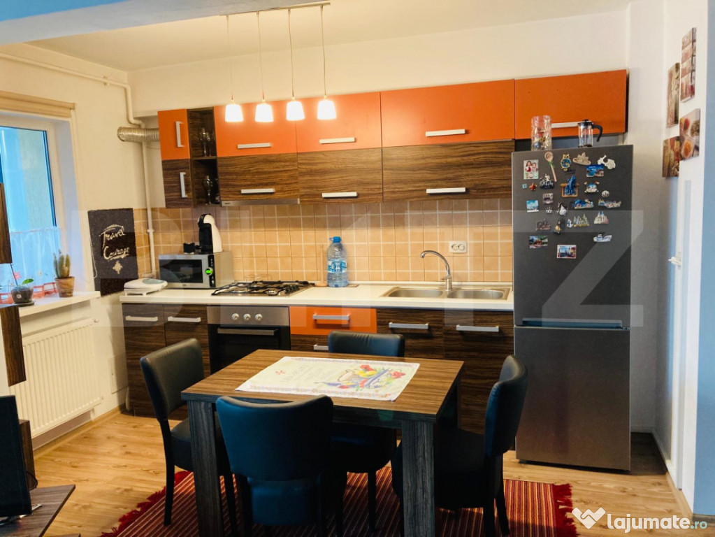 Apartament 2 camere,50mp,parcare,zona Sesului