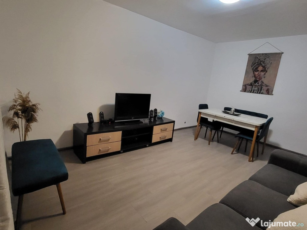 Inchiriere apartament 3 camere mobilate langa metrou Gorjului - 76 mp