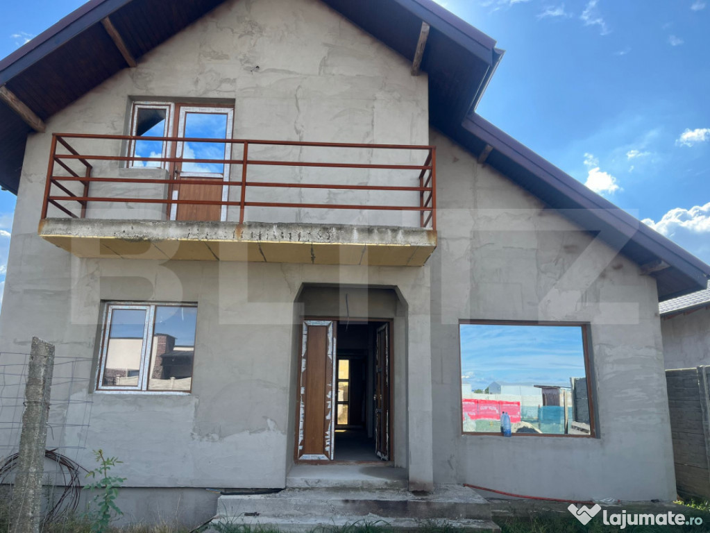 Casa P+M, 400 mp teren , zona Carcea