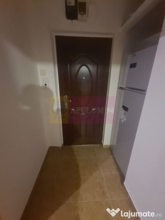 Apartament cu 2 camere de vanzare in Campina