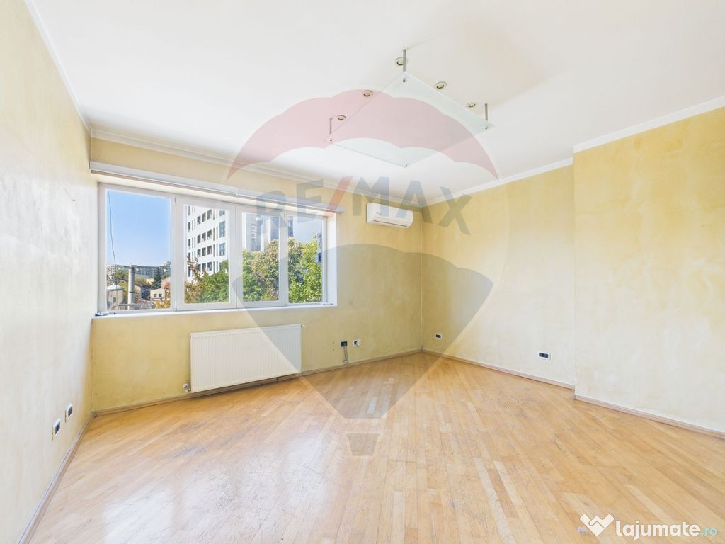 Apartament 2 camere Str. 11 Iunie bloc anvelopat, central...