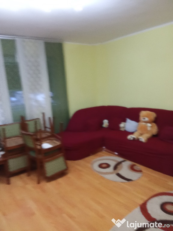 Proprietar,vând apartament