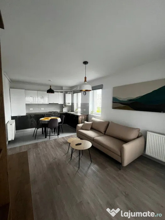 Studio 48 mp cu balcon, boxa si loc de parcare, in complexu