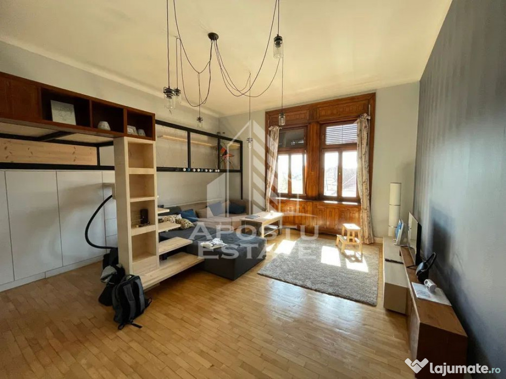 Apartament cu o camera in centul orasului,centrala propri...