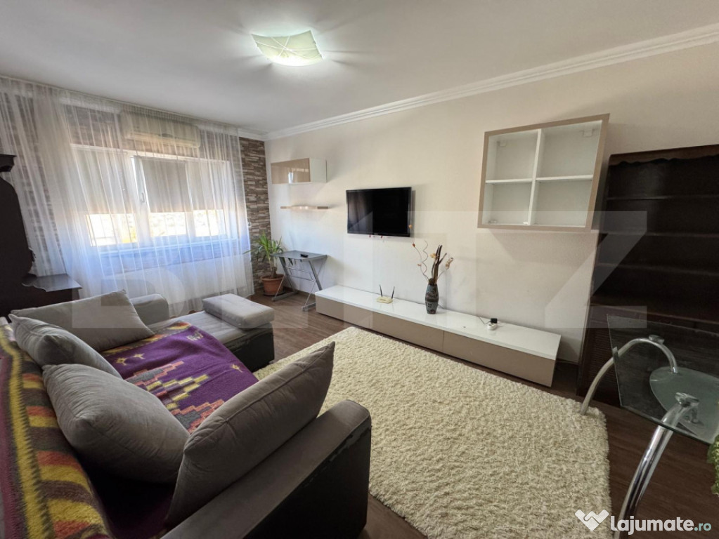 Apartament cu 3 camere de inchiriat