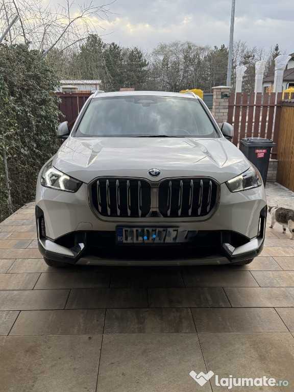 BMW X1 xDrive23i Mild Hybrid
