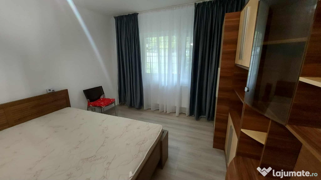 Apartament 1 camera D, Palatul de Justitie, Podul de Fier