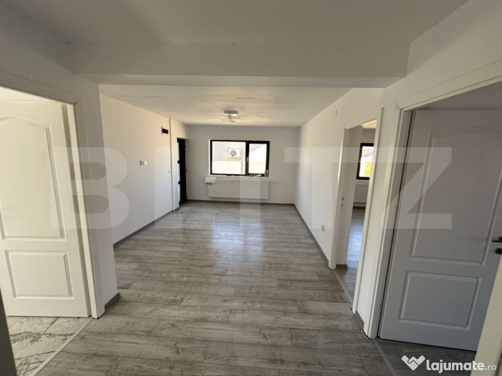 Casa, 90 mp utili, teren 414 mp, zona Damila