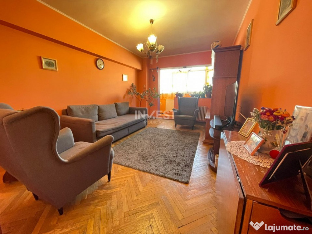 Ap 3 camere decomandat- Alexandru Cel Bun-etaj intermediar