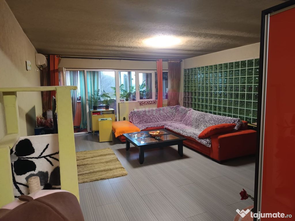 Vanzare apartament 2 camere Drumul Taberei-Valea Furcii