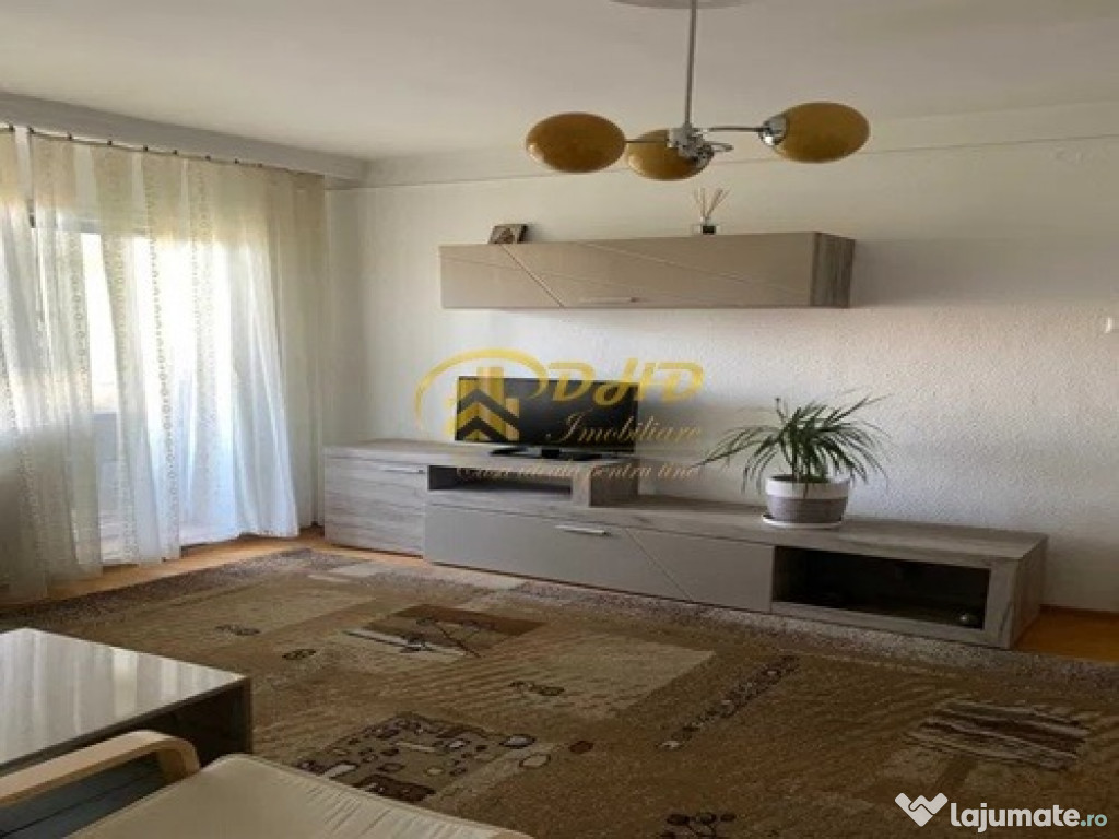 Ap 2 camere Podu Ros,etaj intermediar,CT