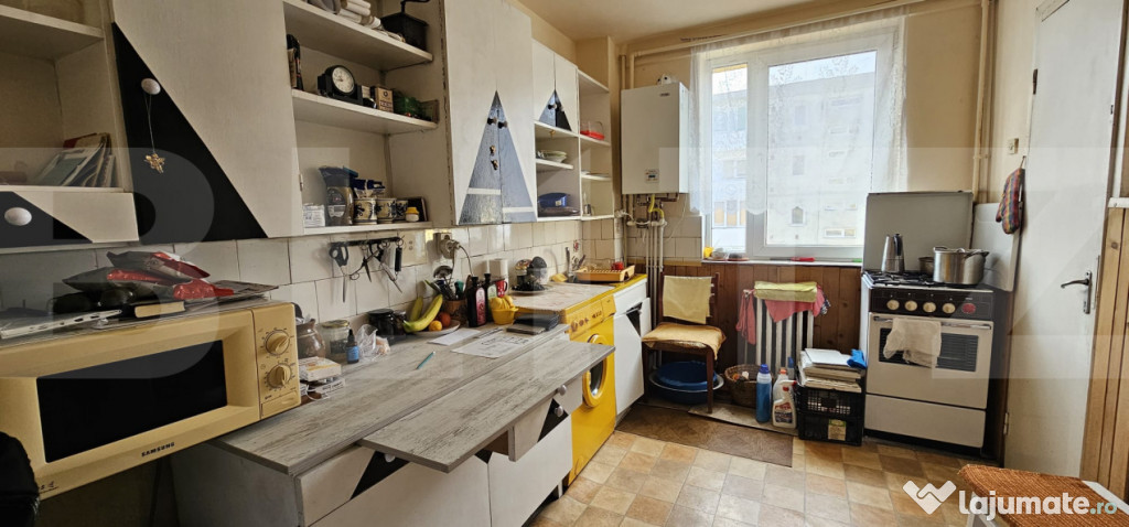 Apartament spațios cu 4 camere, 77 mp. - Sf.Gheorghe