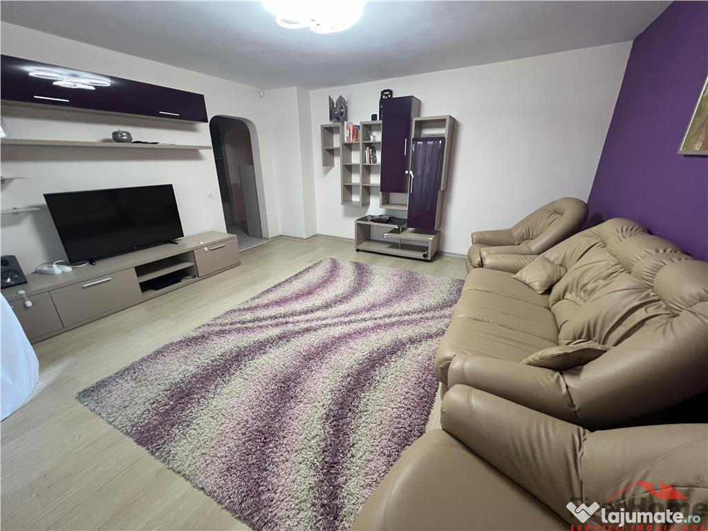 Ap 4 camere,renovat,3 AC, centrala, mobilat si utilat, Petre