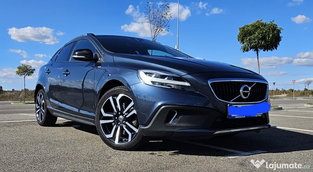 VOLVO V40 2016 - CROSS COUNTRY – 2.0 DIESEL, 120 CP