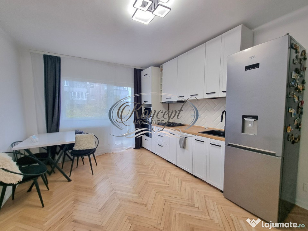 Apartament spatios cu 2 locuri de parcare in cartierul Maras