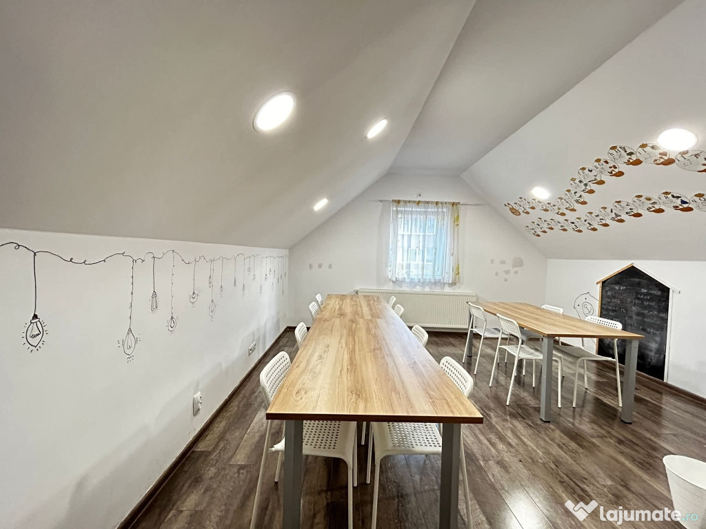 Masa tip birou în stare bună