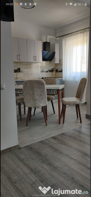 Inchiriez apartament 3 camere