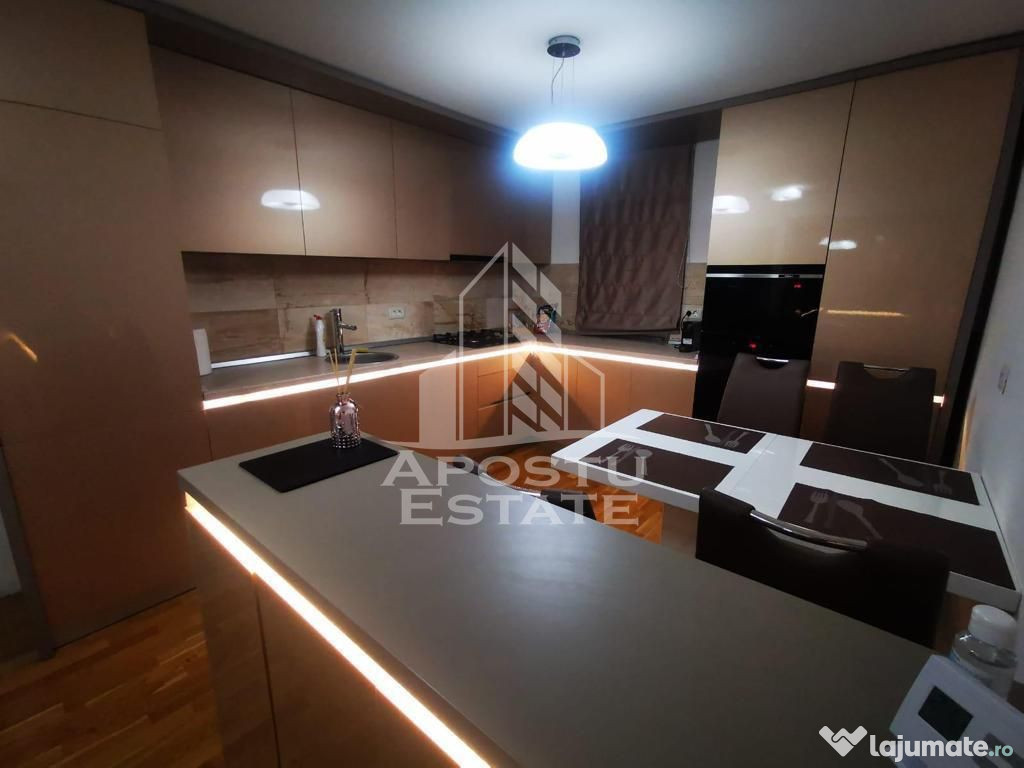 Apartament cu 3 camere, centrala proprie, zona Dambovita
