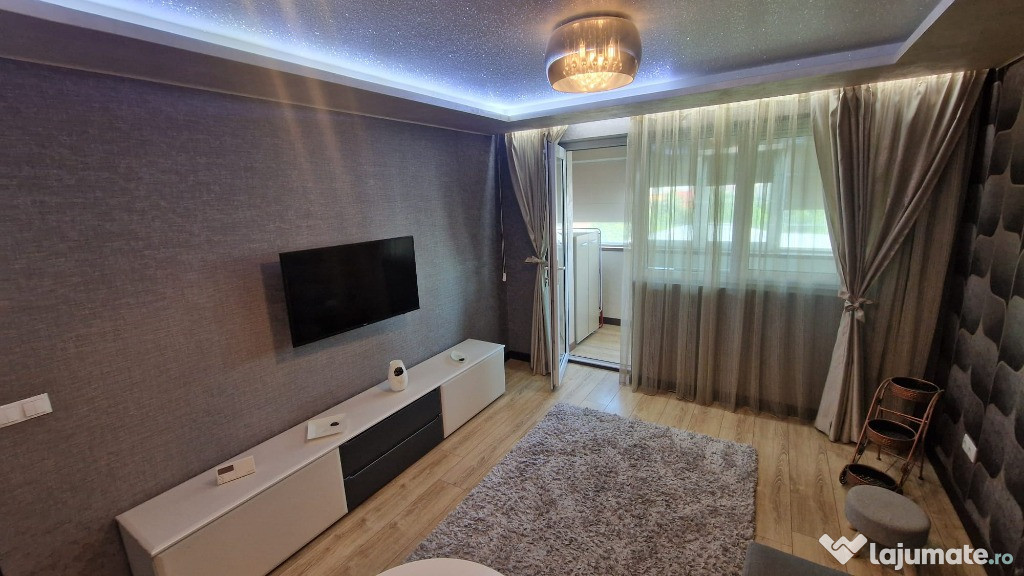 Apartament 4 camere Central