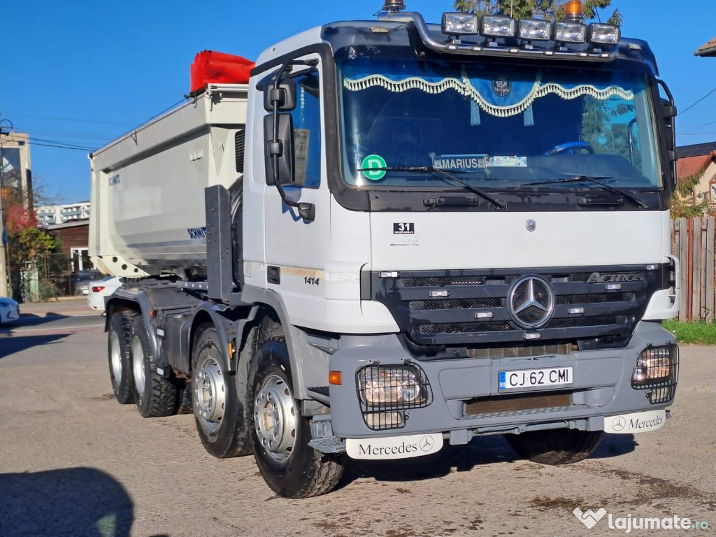 Mercedes Actros 8×4