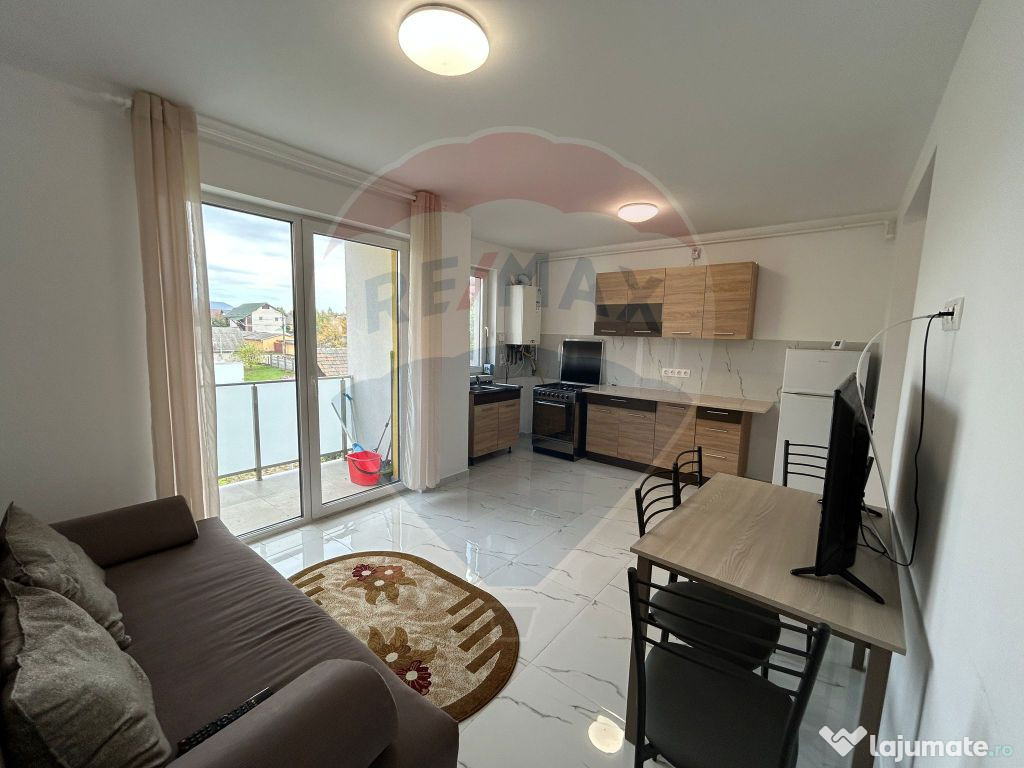 De închiriat: apartament elegant într-un bloc nou, zon?...