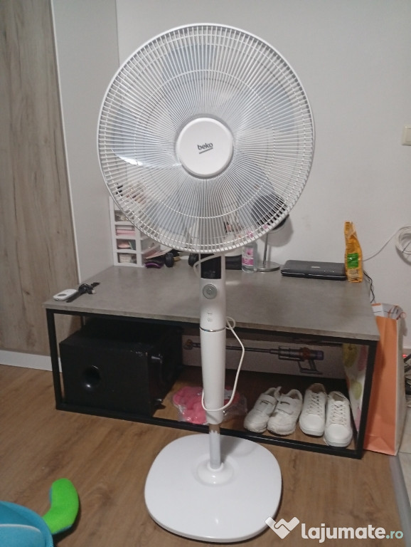 Ventilator BEKO cu telecomandă 350 lei (negociabil)