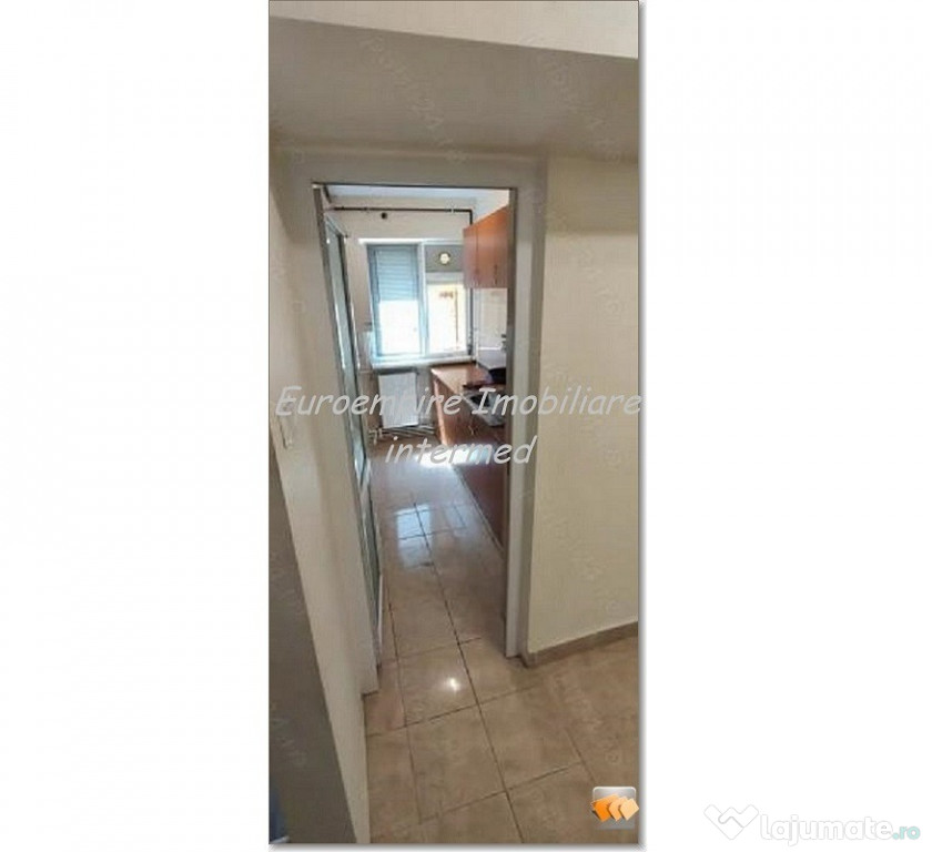 Apartament 3 camere zona Groapa