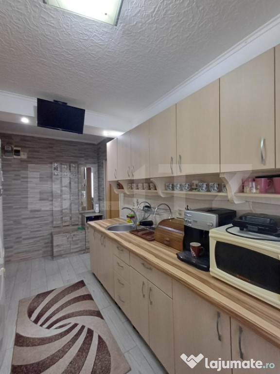 Apartament cu 3 camere, 54 mp, zona Lidl