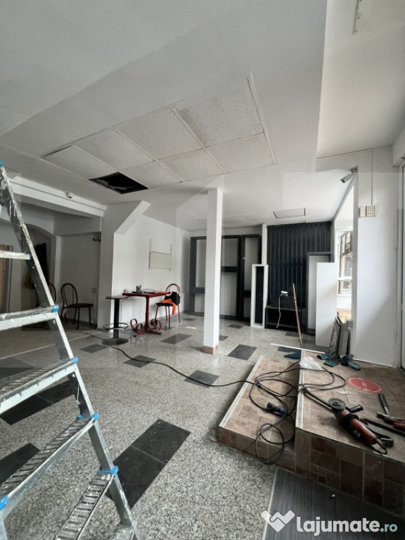 Spațiu comercial 38,8 mp Modern