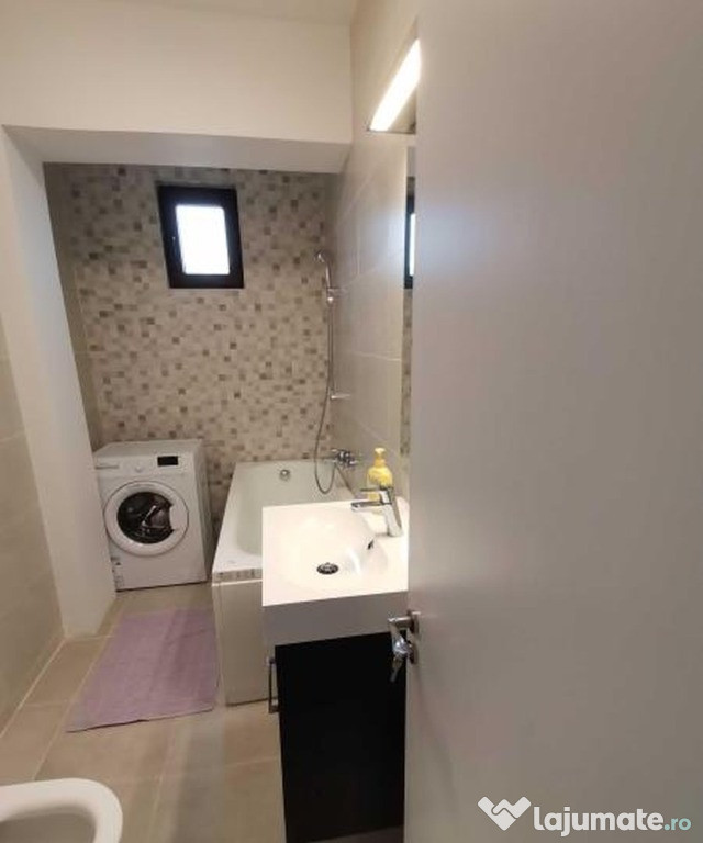 Brancoveanu etaj 3,mobilat utilat loc de parcare