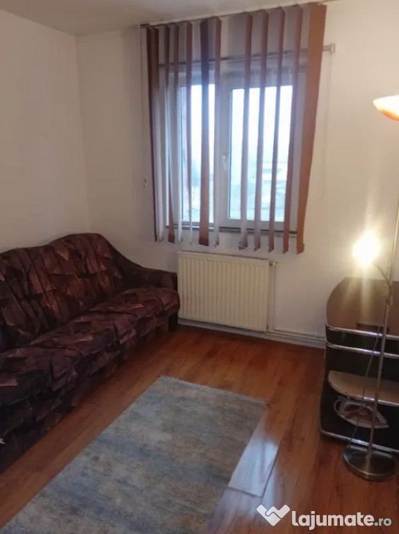 Apartament 2 camere, nedecomandat - zona Astra