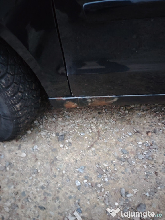 Vând polo 1,4 benzina