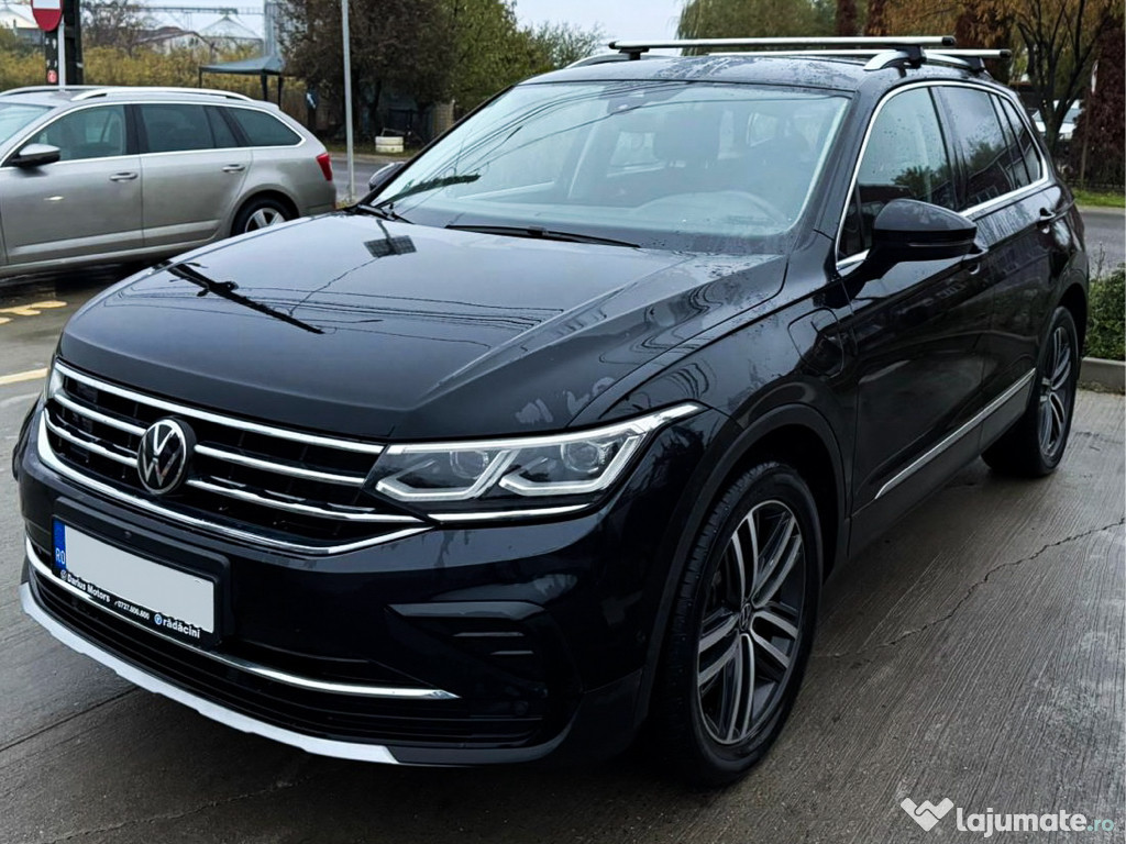 Volkswagen Tiguan e-Hybrid 245 CP, DSG, impecabilă, în garanție