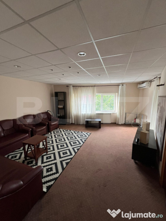 Apartament de 3 camere la vila, 100mp, zona UMF