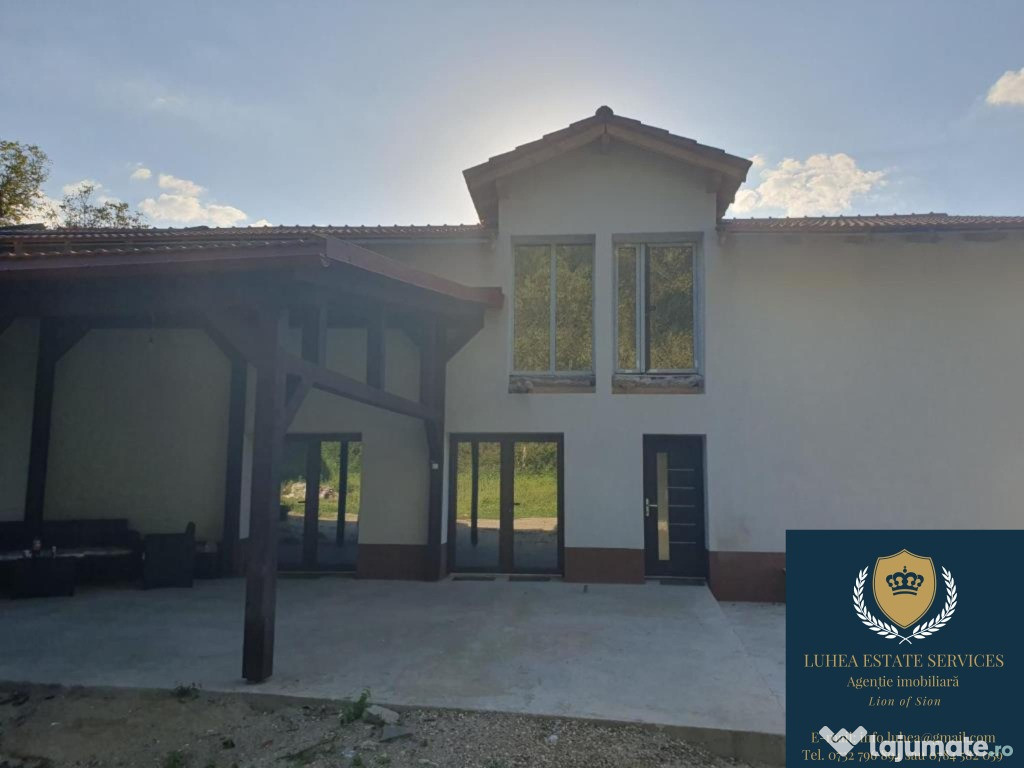 Casă de vânzare/afacere la cheie în Văliug, Caraș-Severin.