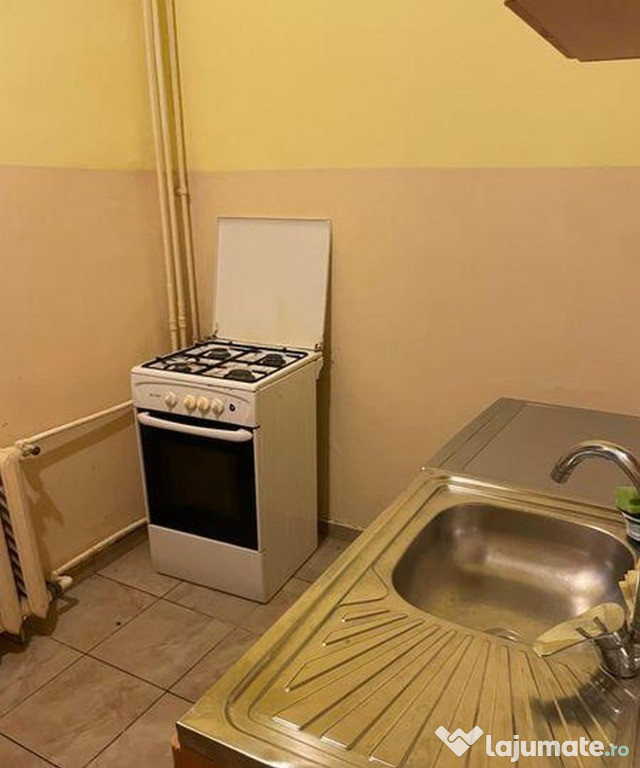 Aparatorii patriei etaj 3 decomandat