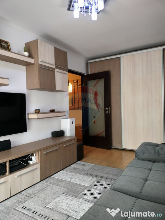 Apartament doua camere de inchiriat