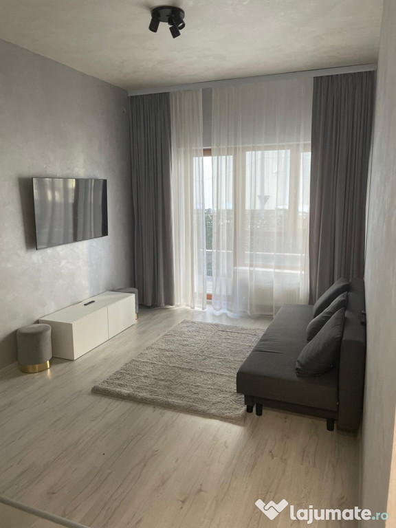 Proprietar inchiriez ap 2 camere lux