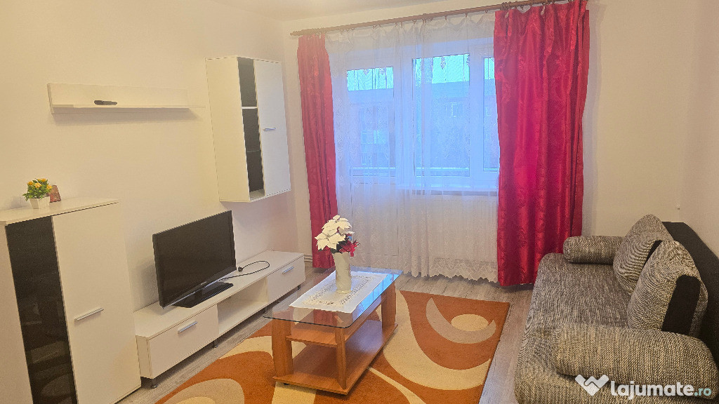 Inchiriez apartament 2 camere in Deva, zona Zamfirescu (Pacii),