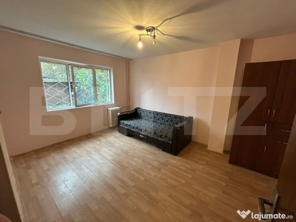 Apartament 2 camere, 32 mp, zona Nicolina