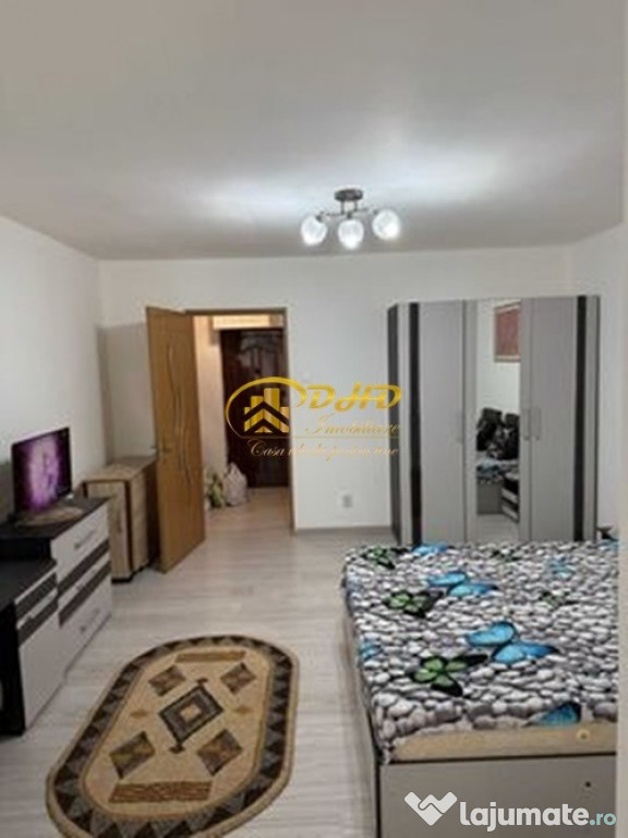 Garsonieră zona Tatarasi,etaj intermediar,totul nou