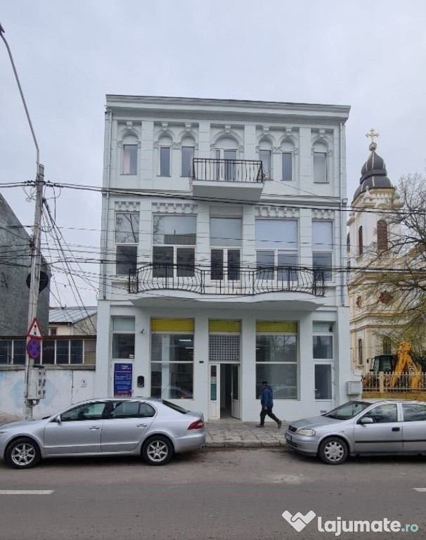 Imobil ultracentral P+2 , teren 560 mp