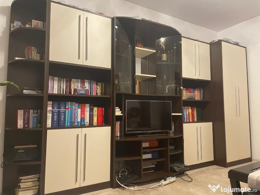 Mobilă living (5 corpuri)