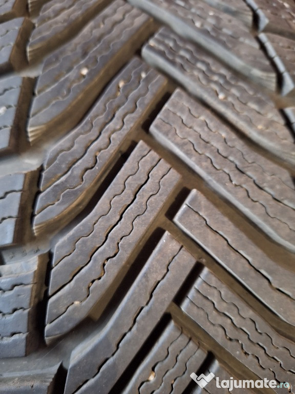 Vind anvelope michelin 215x55r17