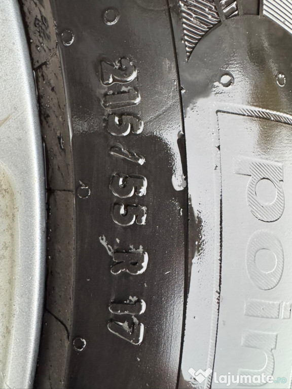 Vând 4 cauciucuri 3+1