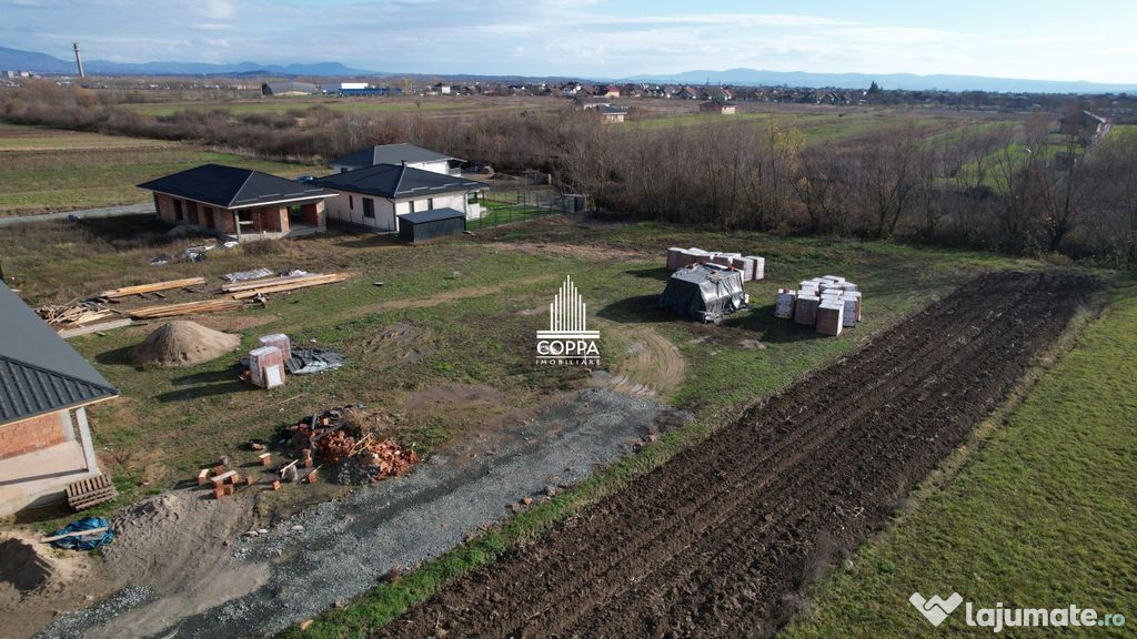 Teren intravilan 14 Ari / Sat Săsar